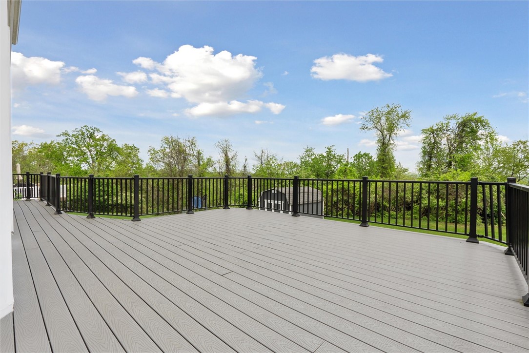 921 Bideford Dr, South Park, Pennsylvania image 46