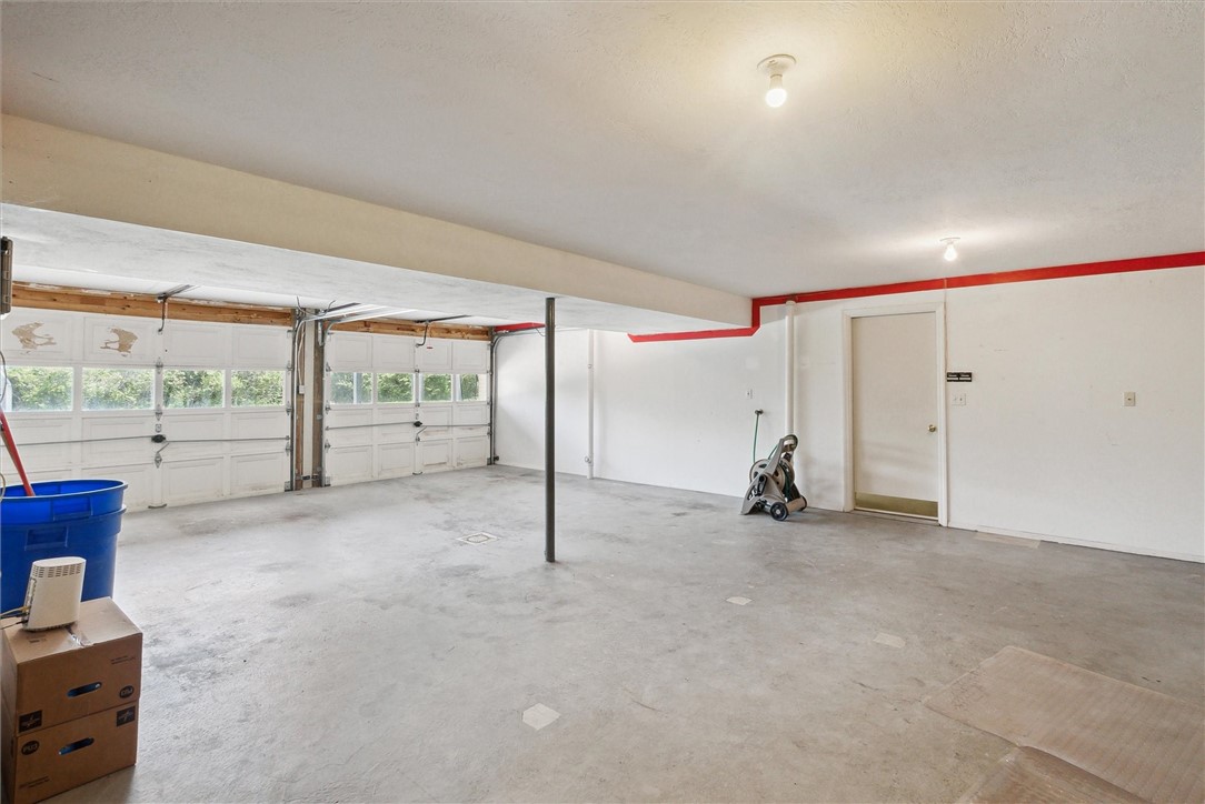 921 Bideford Dr, South Park, Pennsylvania image 44