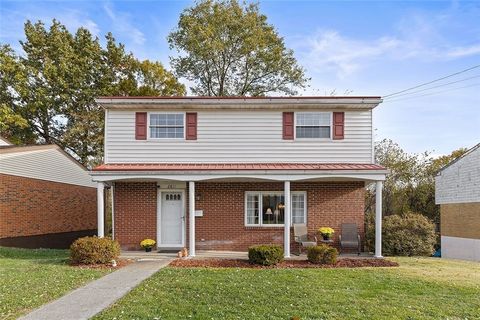 Photo of 2871 Hastings Dr., Lower Burrell, PA 15068 (MLS # 1727372)