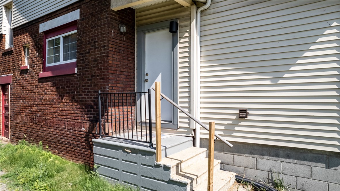 Sharon, Pennsylvania 16146, United States, ,Residential,Active,51112