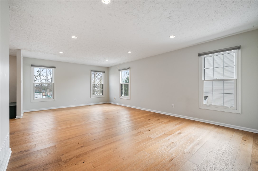 7053 Highland Creek Dr.