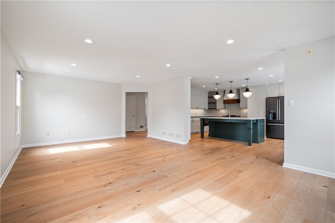 7053 Highland Creek Dr.