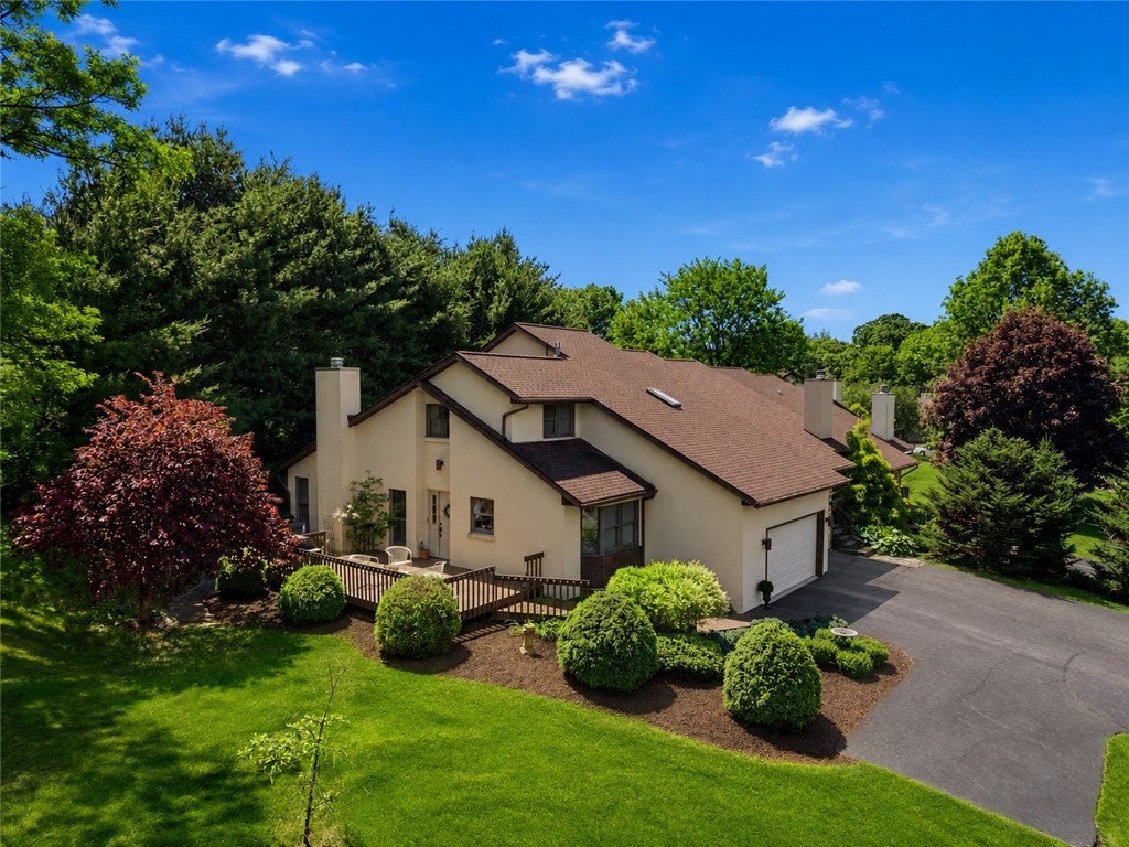 151 Oak Dr
