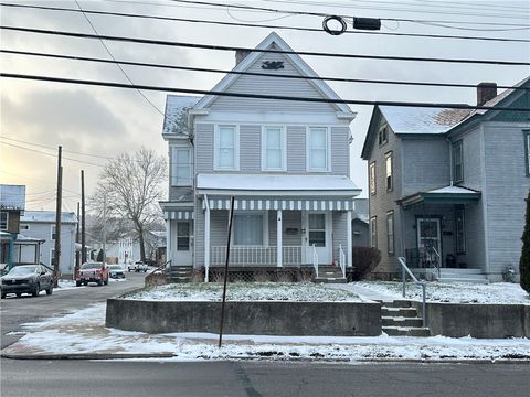 Photo of 912 Penn Ave, New Brighton, PA 15066 (MLS # 1737225)