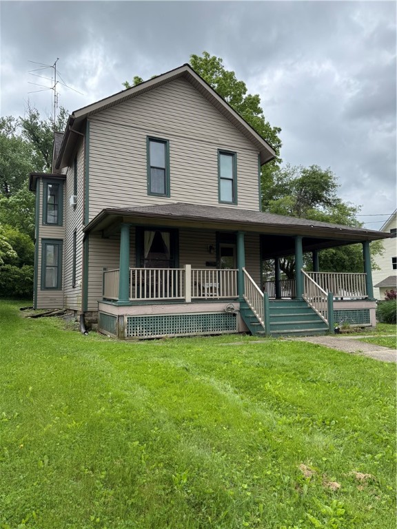 216 Center St