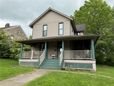 216 Center St Slippery Rock Boro PA 16057