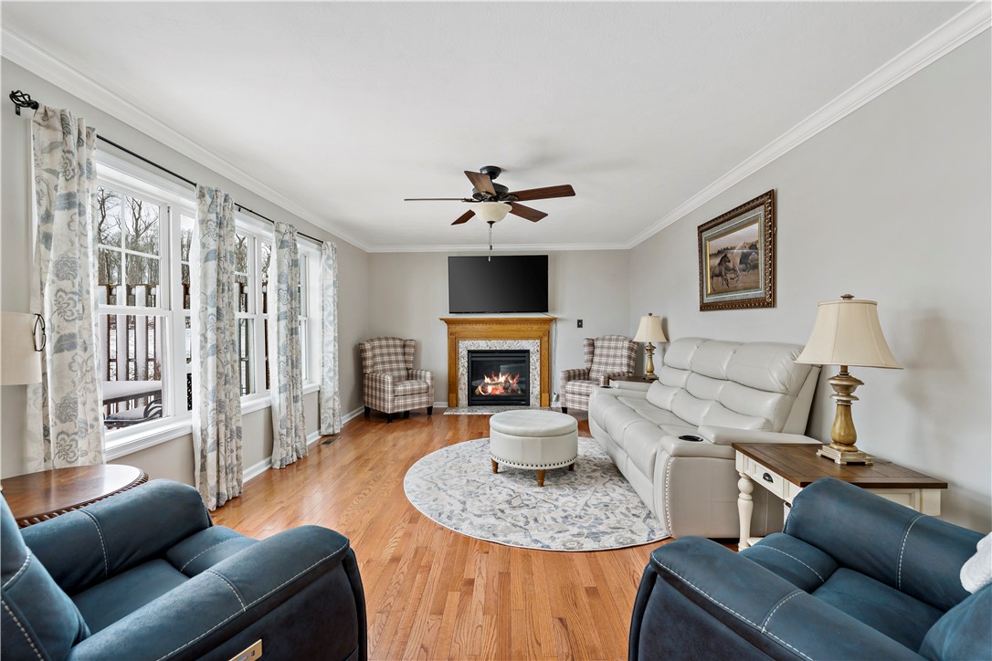 204 Rolling Hill Farm Dr