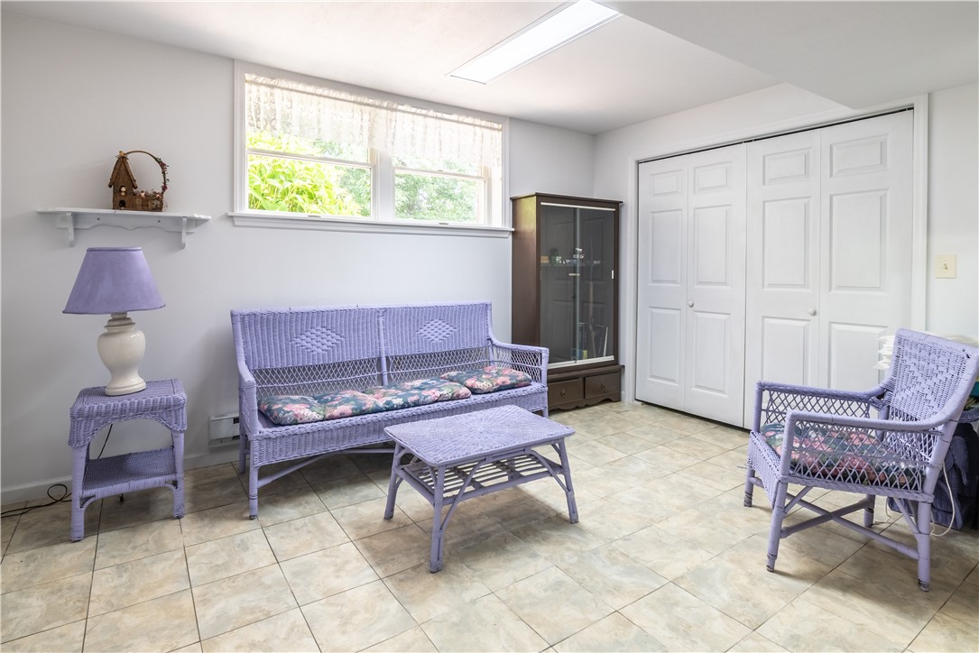 Slippery Rock Twp, Pennsylvania 16057, United States, 3 Bedrooms Bedrooms, ,3 BathroomsBathrooms,Residential,Contingent,194077