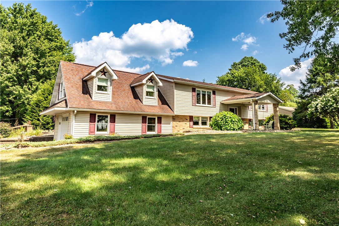 Slippery Rock Twp, Pennsylvania 16057, United States, 3 Bedrooms Bedrooms, ,3 BathroomsBathrooms,Residential,Contingent,194077