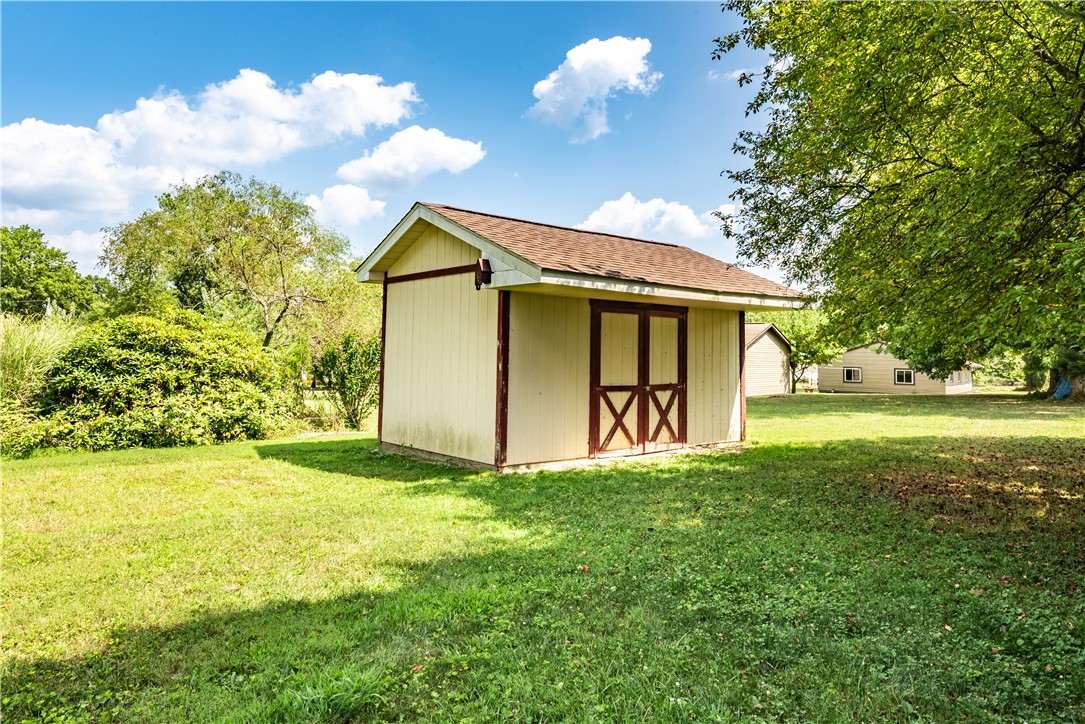 Slippery Rock Twp, Pennsylvania 16057, United States, 3 Bedrooms Bedrooms, ,3 BathroomsBathrooms,Residential,Contingent,194077