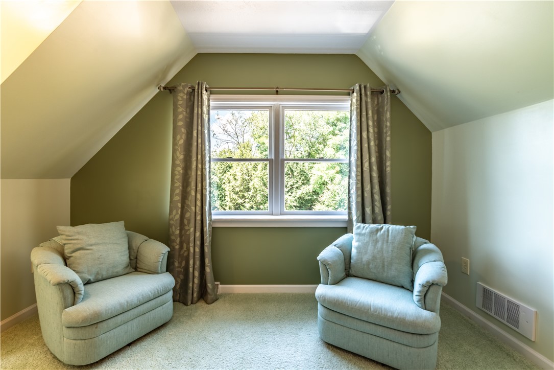 Slippery Rock Twp, Pennsylvania 16057, United States, 3 Bedrooms Bedrooms, ,3 BathroomsBathrooms,Residential,Contingent,194077