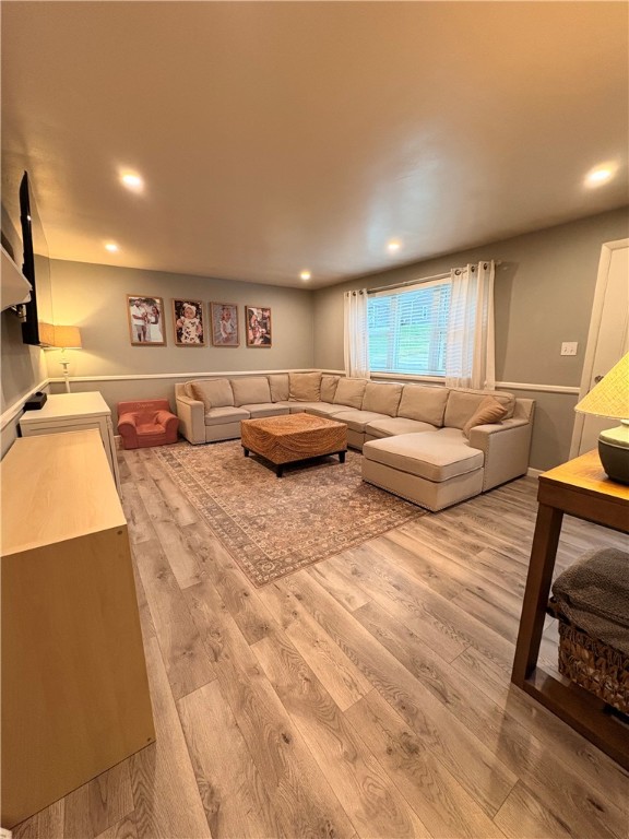 409 Clawson Ave