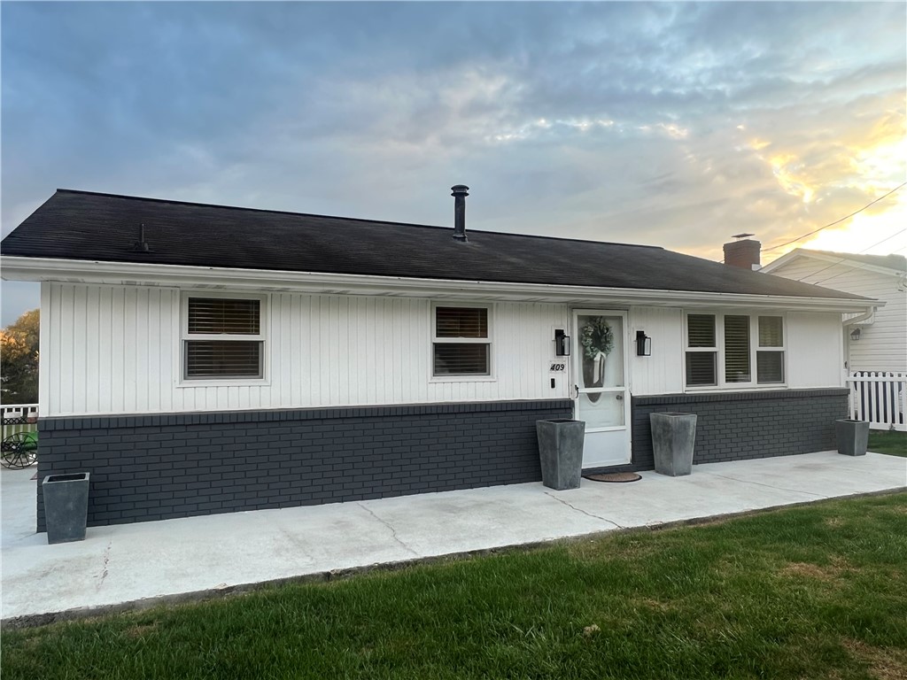 Youngwood, Pennsylvania 15697, United States, 3 Bedrooms Bedrooms, ,2 BathroomsBathrooms,Residential,Active,234081