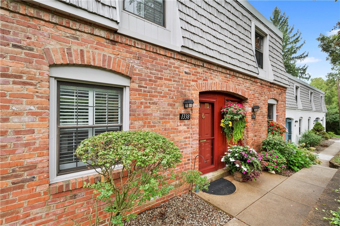 1338 Pennsbury