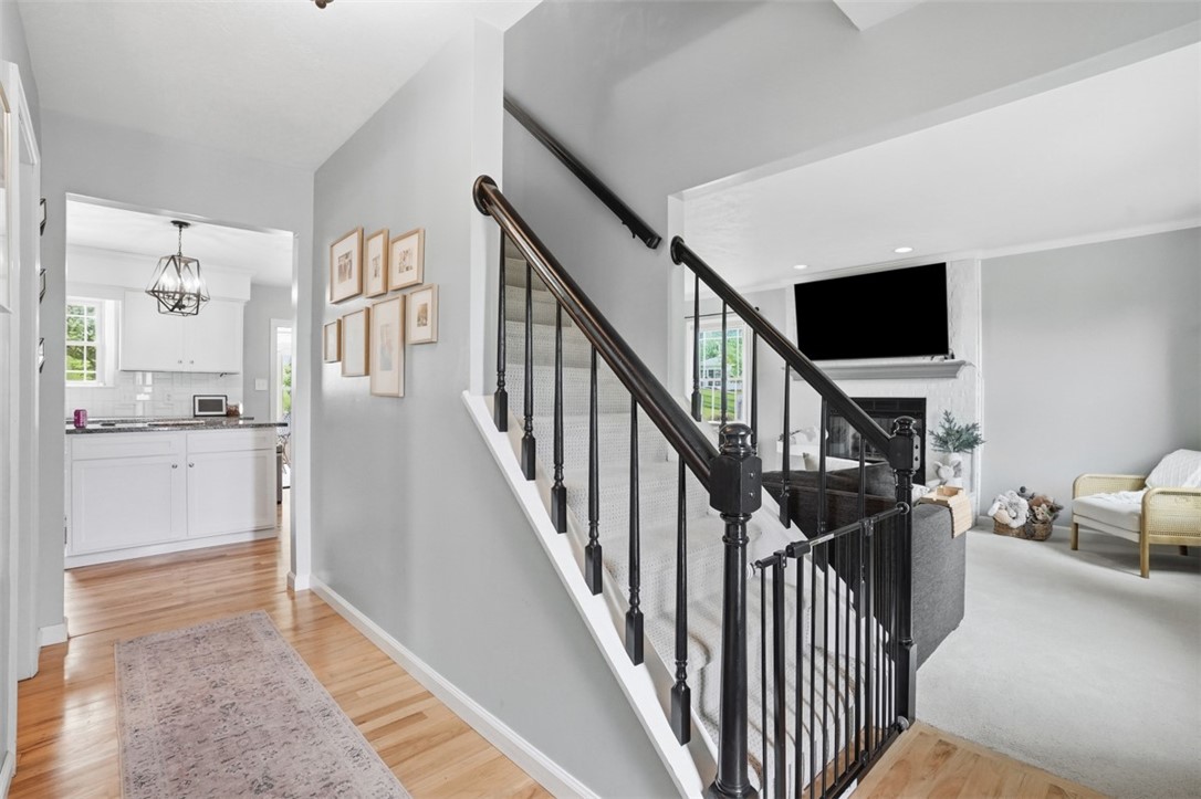 333 Warrick Dr