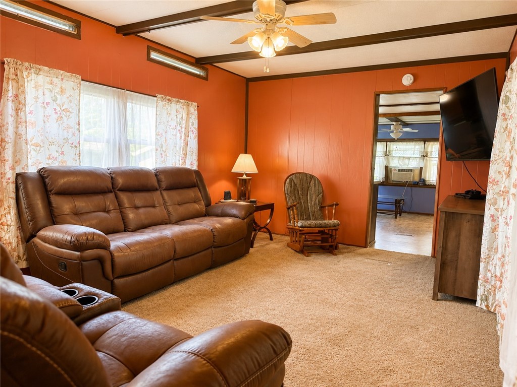 219 Maplecrest