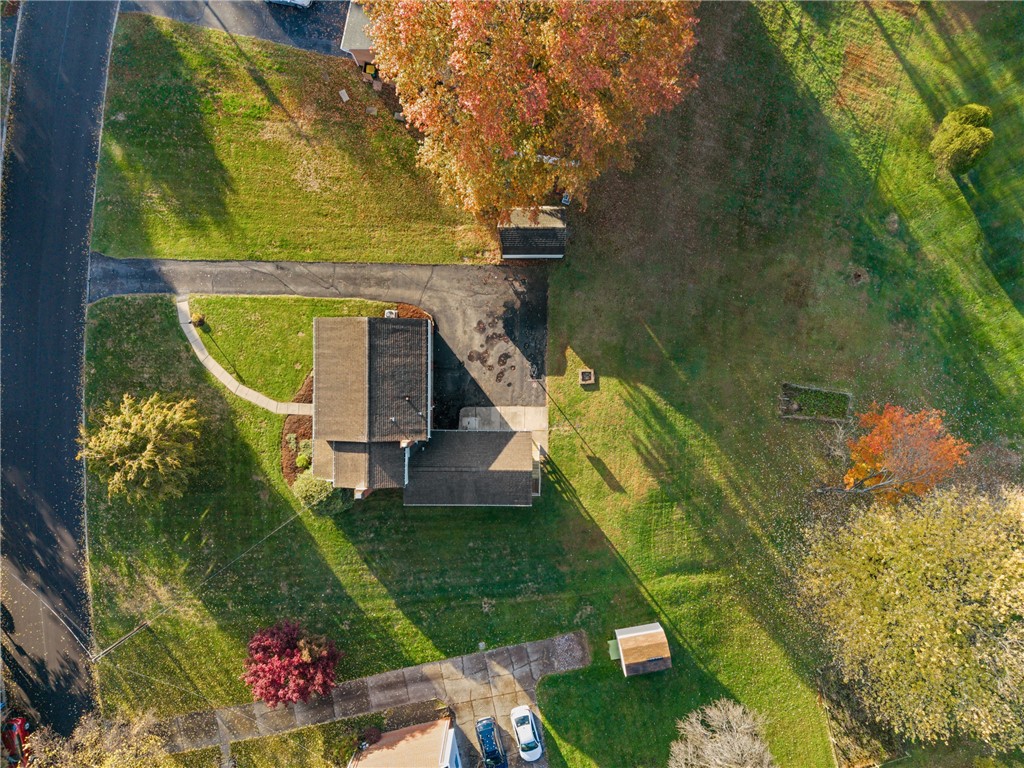 Franklin Park, Pennsylvania 15237, United States, 4 Bedrooms Bedrooms, ,3 BathroomsBathrooms,Residential,Active,240710