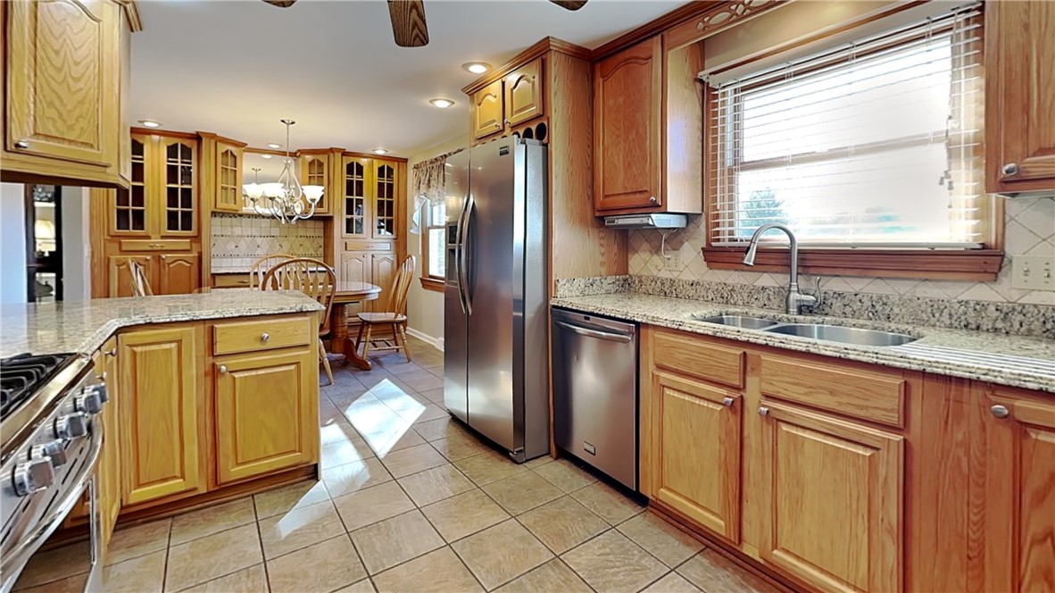 Franklin Park, Pennsylvania 15237, United States, 4 Bedrooms Bedrooms, ,3 BathroomsBathrooms,Residential,Active,240710