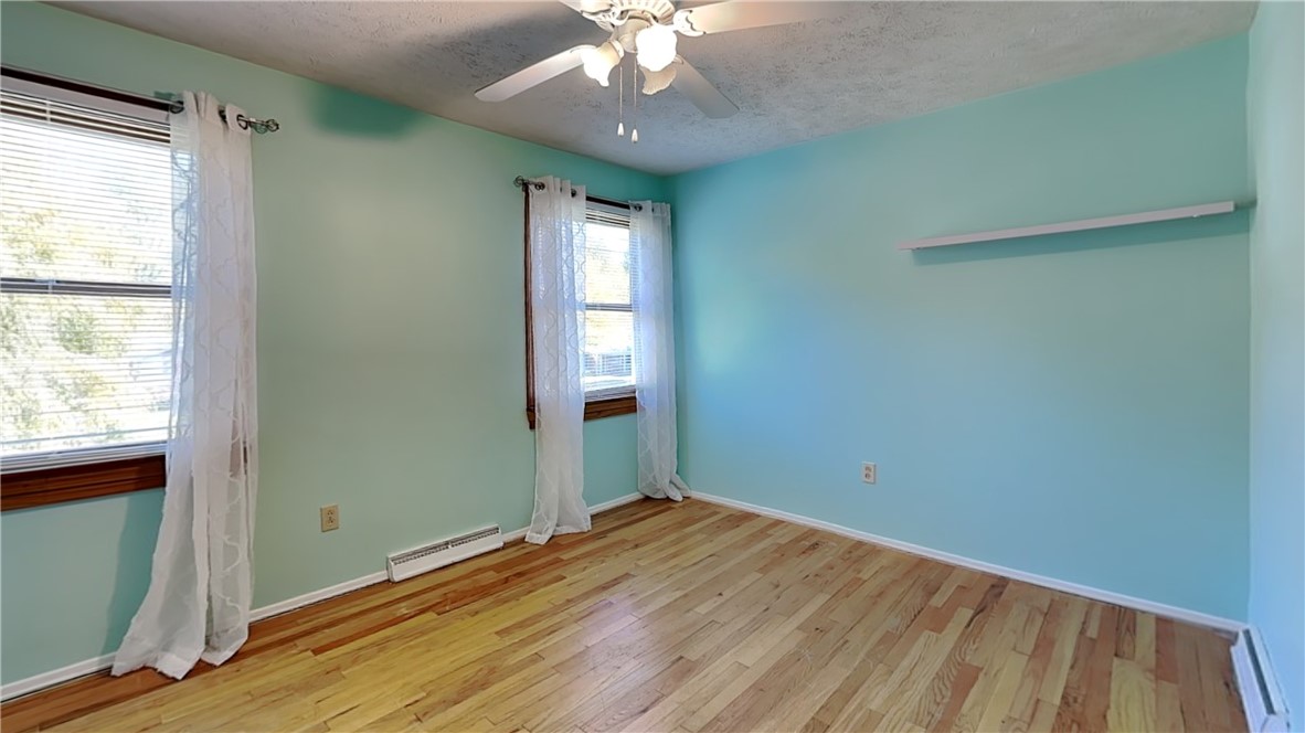 Franklin Park, Pennsylvania 15237, United States, 4 Bedrooms Bedrooms, ,3 BathroomsBathrooms,Residential,Active,240710