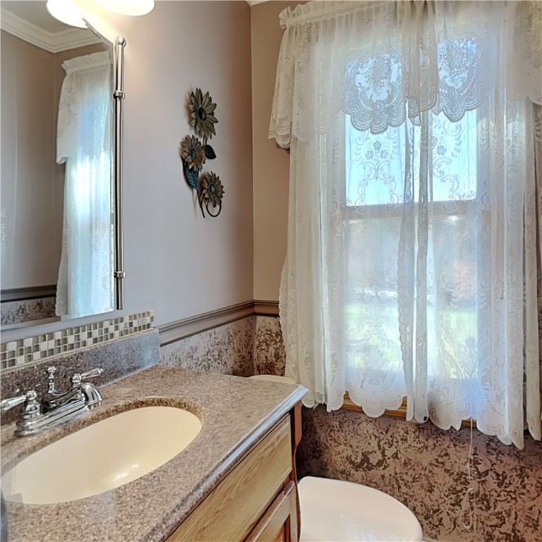 Franklin Park, Pennsylvania 15237, United States, 4 Bedrooms Bedrooms, ,3 BathroomsBathrooms,Residential,Active,240710