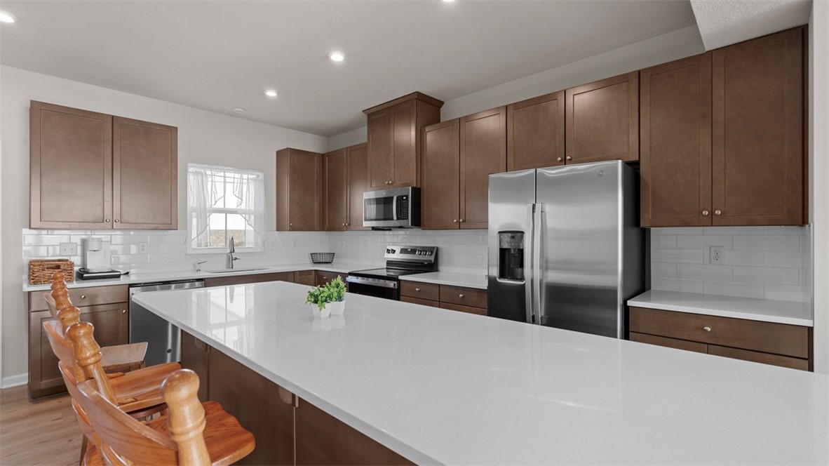 Mars Boro, Pennsylvania 16046, United States, 3 Bedrooms Bedrooms, ,3 BathroomsBathrooms,Residential,Active,186018