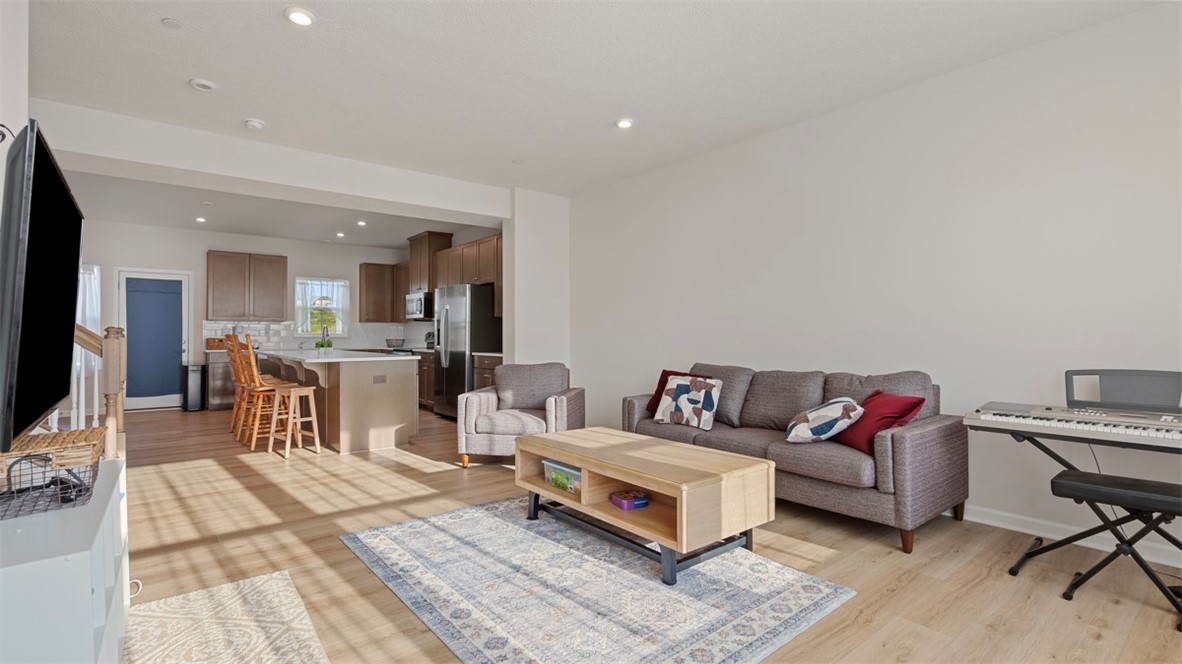 Mars Boro, Pennsylvania 16046, United States, 3 Bedrooms Bedrooms, ,3 BathroomsBathrooms,Residential,Active,186018