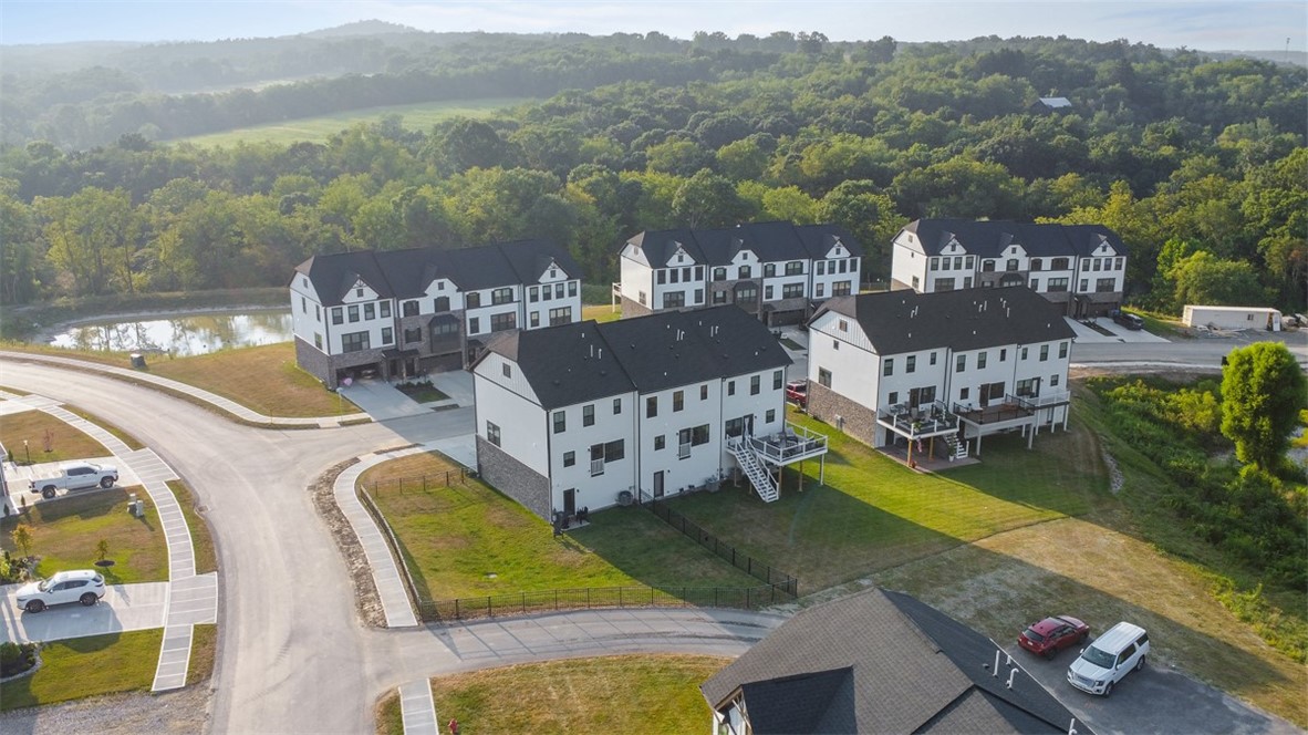 Mars Boro, Pennsylvania 16046, United States, 3 Bedrooms Bedrooms, ,3 BathroomsBathrooms,Residential,Active,186018