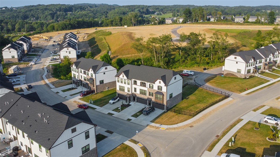 Mars Boro, Pennsylvania 16046, United States, 3 Bedrooms Bedrooms, ,3 BathroomsBathrooms,Residential,Active,186018