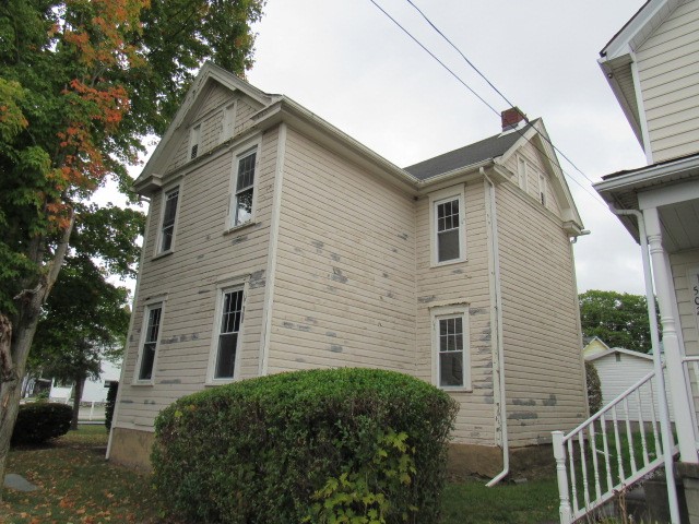 500 Painter Street, Everson, Pennsylvania image 2