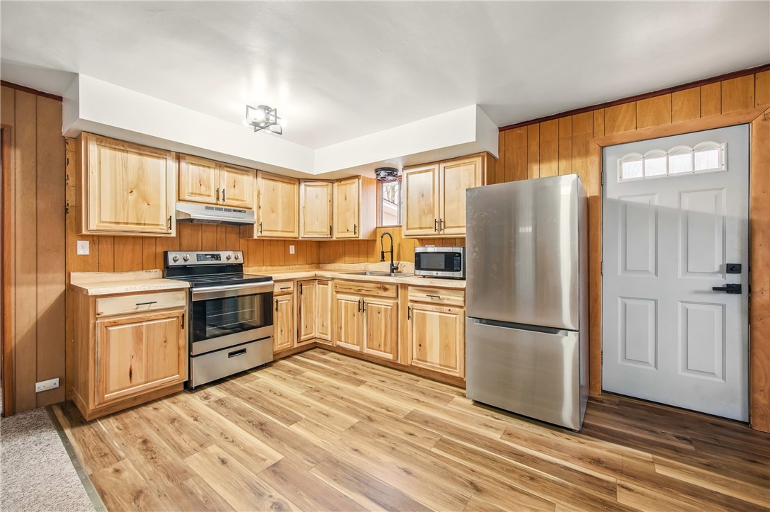 Shenango-Cra, Pennsylvania 16424, United States, 2 Bedrooms Bedrooms, ,1 BathroomBathrooms,Residential,Pending,111113