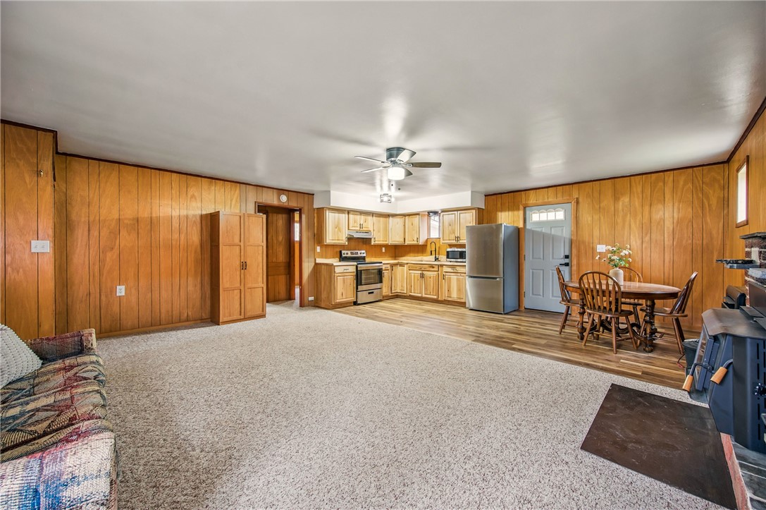 Shenango-Cra, Pennsylvania 16424, United States, 2 Bedrooms Bedrooms, ,1 BathroomBathrooms,Residential,Pending,111113