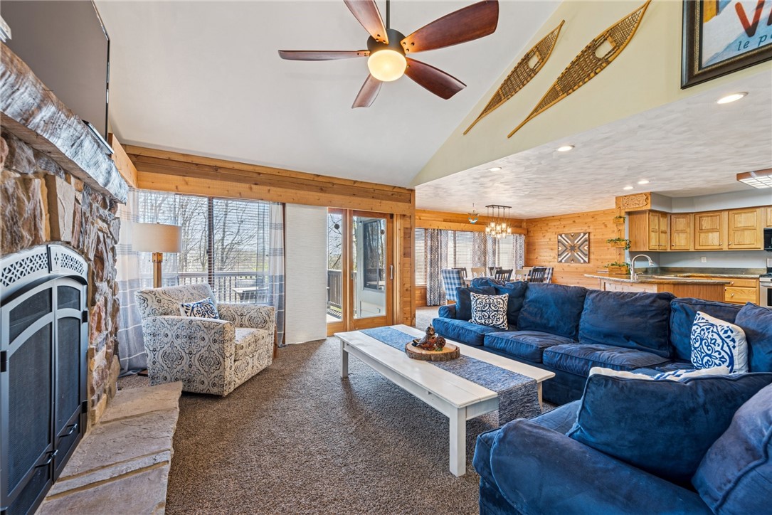 1944 South Ridge Way Way, Hidden Valley, Pennsylvania image 3