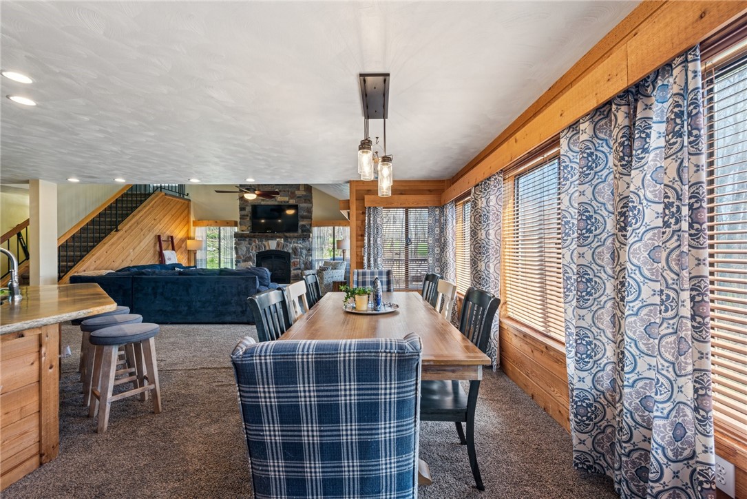 1944 South Ridge Way Way, Hidden Valley, Pennsylvania image 6