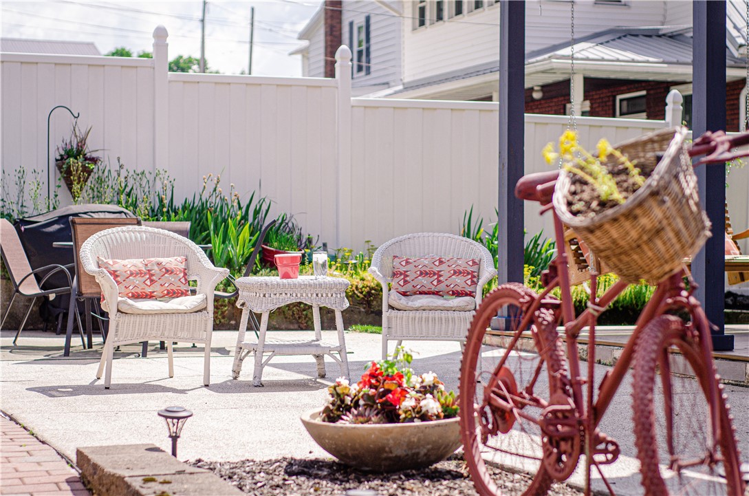 Meyersdale Boro, Pennsylvania 15552, United States, 6 Bedrooms Bedrooms, ,7 BathroomsBathrooms,Residential,Active,78915