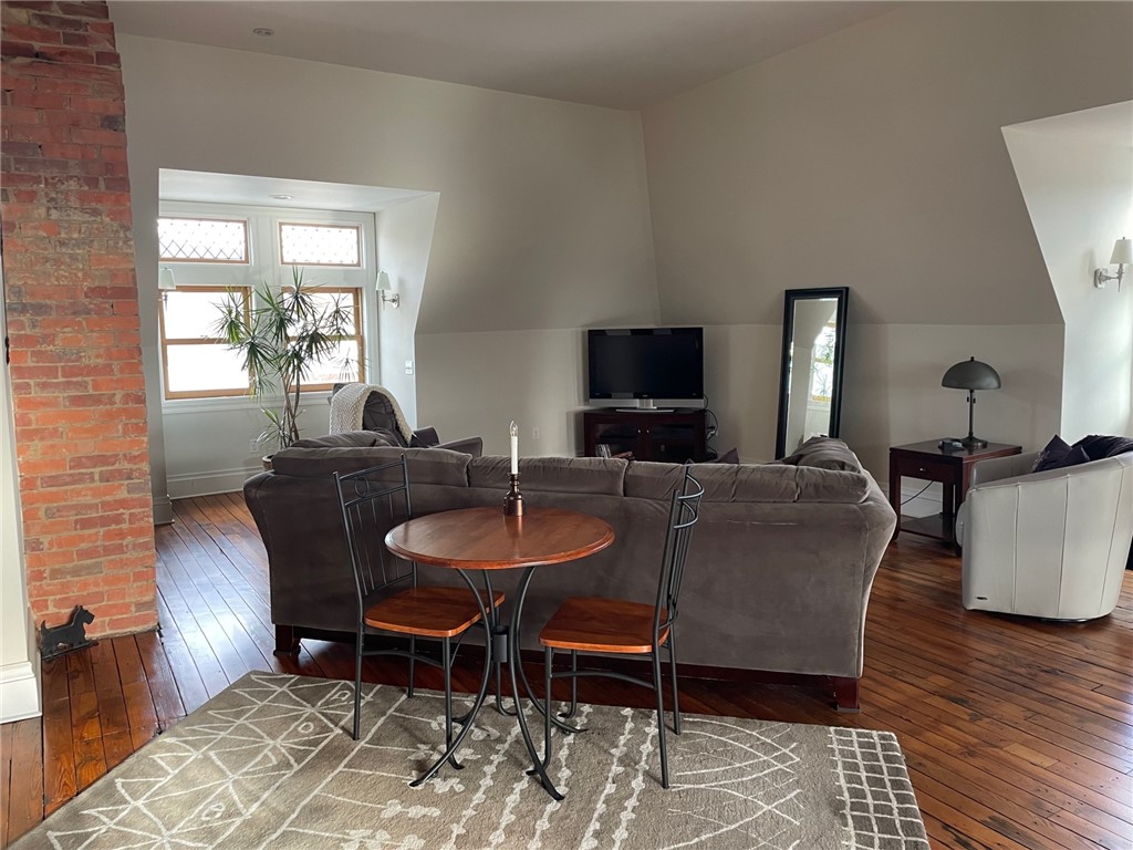 Meyersdale Boro, Pennsylvania 15552, United States, 6 Bedrooms Bedrooms, ,7 BathroomsBathrooms,Residential,Active,78915