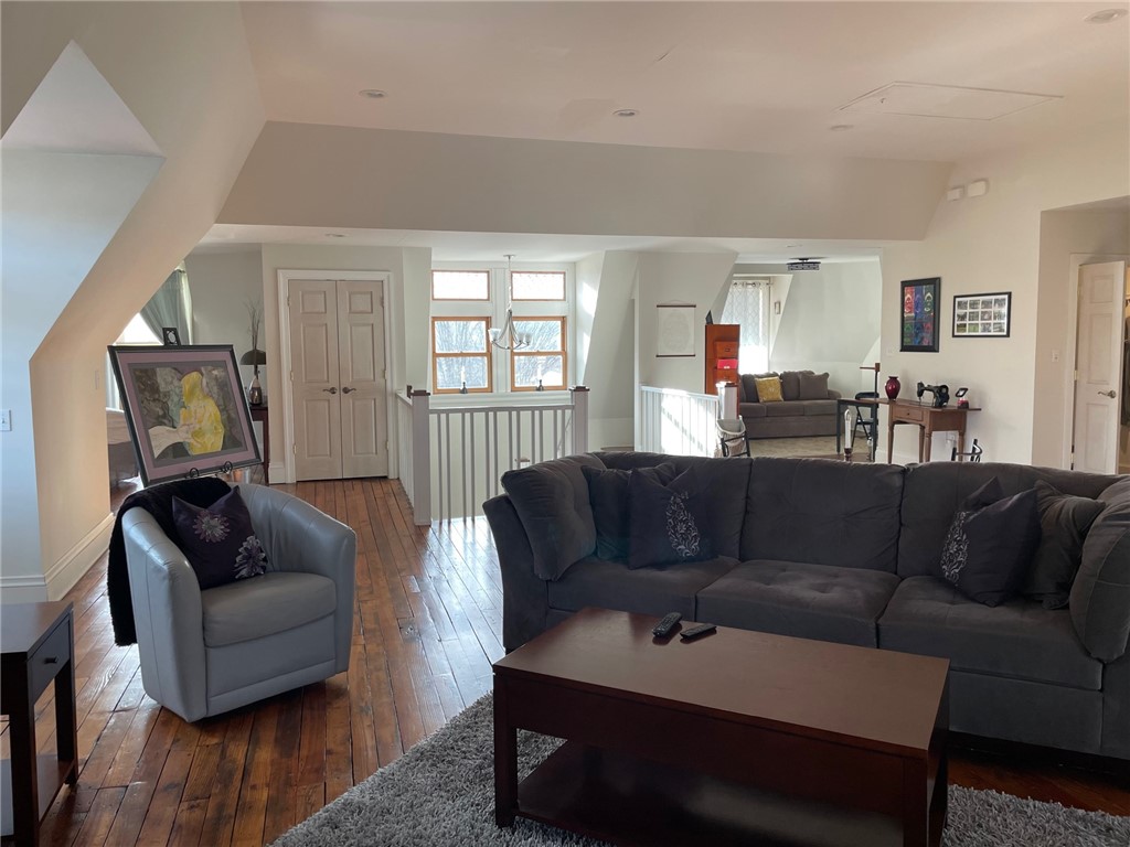 Meyersdale Boro, Pennsylvania 15552, United States, 6 Bedrooms Bedrooms, ,7 BathroomsBathrooms,Residential,Active,78915