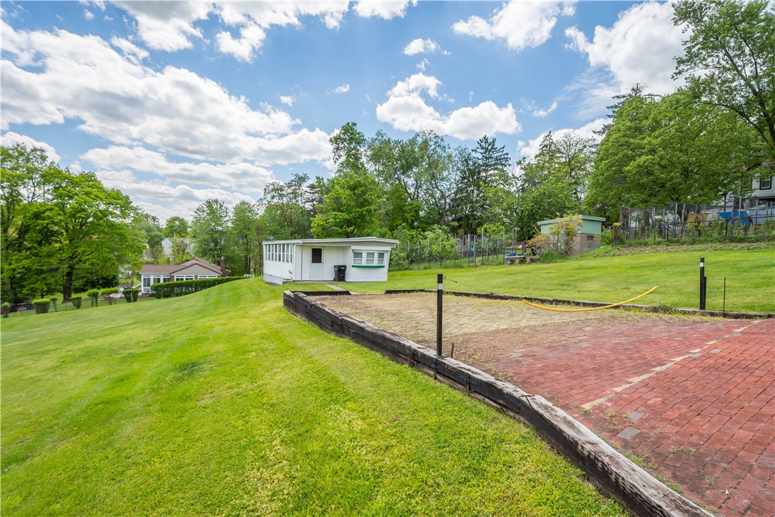 1310 Moreland Drive