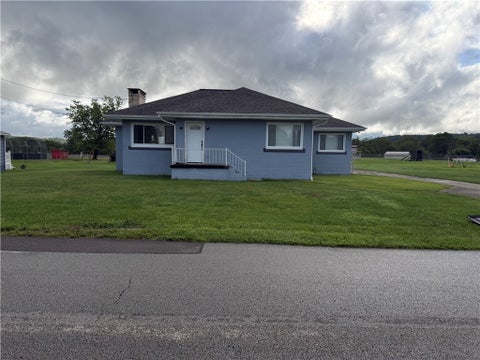 Photo for 734 Cemetery Rd
