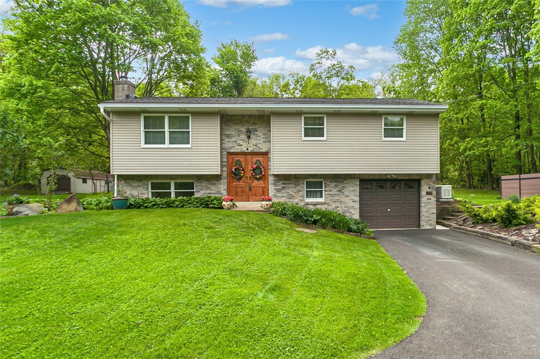 Bell Twp, Pennsylvania 15613, United States, 3 Bedrooms Bedrooms, ,3 BathroomsBathrooms,Residential,Contingent,126584