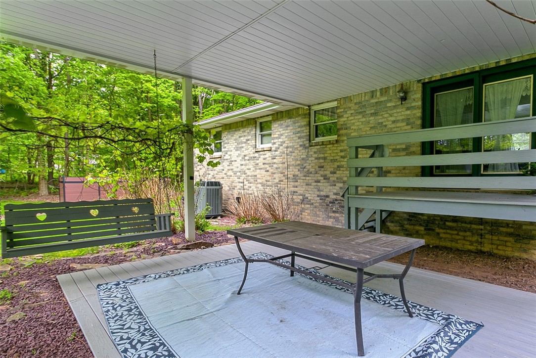 Bell Twp, Pennsylvania 15613, United States, 3 Bedrooms Bedrooms, ,3 BathroomsBathrooms,Residential,Contingent,126584