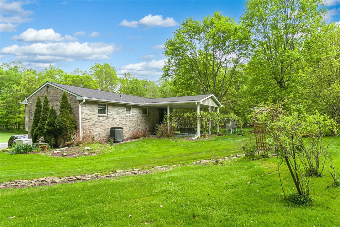 Bell Twp, Pennsylvania 15613, United States, 3 Bedrooms Bedrooms, ,3 BathroomsBathrooms,Residential,Contingent,126584