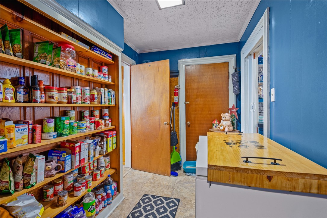 Meyersdale Boro, Pennsylvania 15552, United States, 6 Bedrooms Bedrooms, ,3 BathroomsBathrooms,Residential,Active,95253