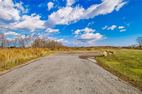 Photo of 013 Oak Crest Drive, Boswell, PA 15563 (MLS # 1735456)