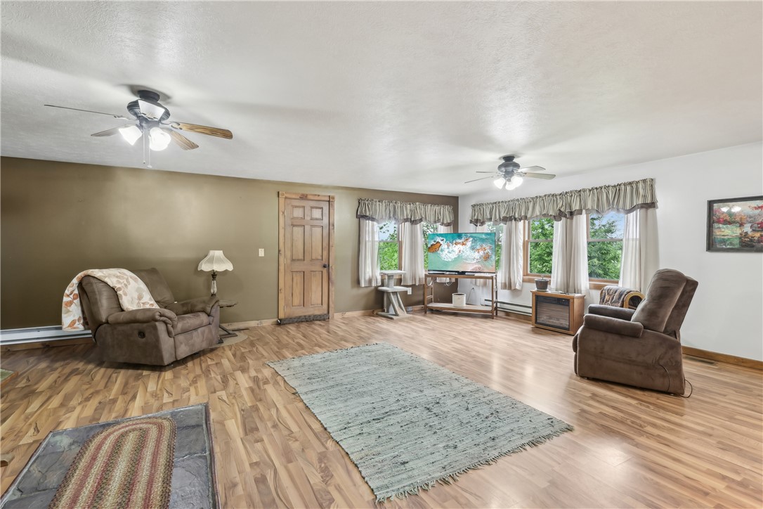 1770 Perry Hwy