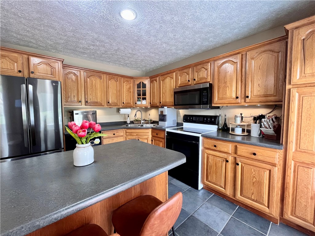 Brighton Twp, Pennsylvania 15009, United States, 3 Bedrooms Bedrooms, ,3 BathroomsBathrooms,Residential,Active,141883
