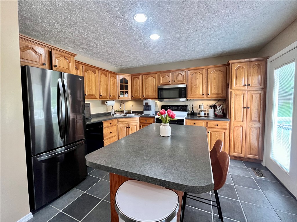 Brighton Twp, Pennsylvania 15009, United States, 3 Bedrooms Bedrooms, ,3 BathroomsBathrooms,Residential,Active,141883