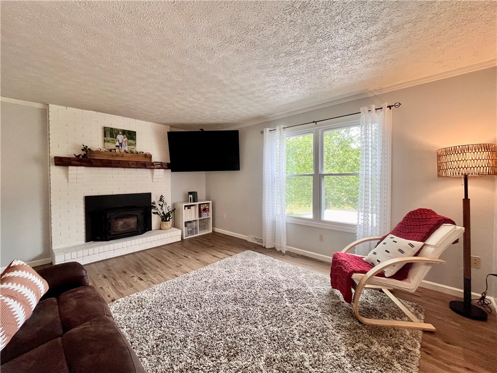 Brighton Twp, Pennsylvania 15009, United States, 3 Bedrooms Bedrooms, ,3 BathroomsBathrooms,Residential,Active,141883