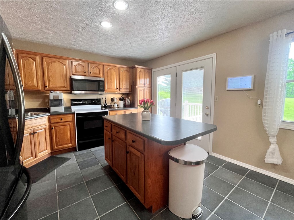 Brighton Twp, Pennsylvania 15009, United States, 3 Bedrooms Bedrooms, ,3 BathroomsBathrooms,Residential,Active,141883