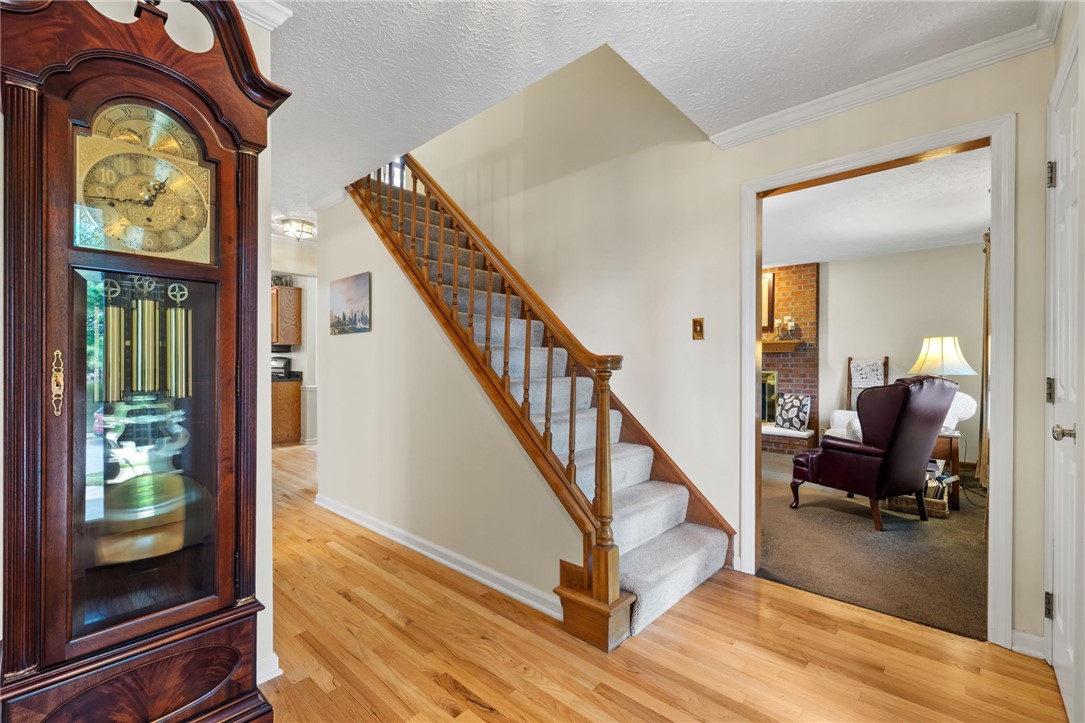 306 Hillcrest Drive