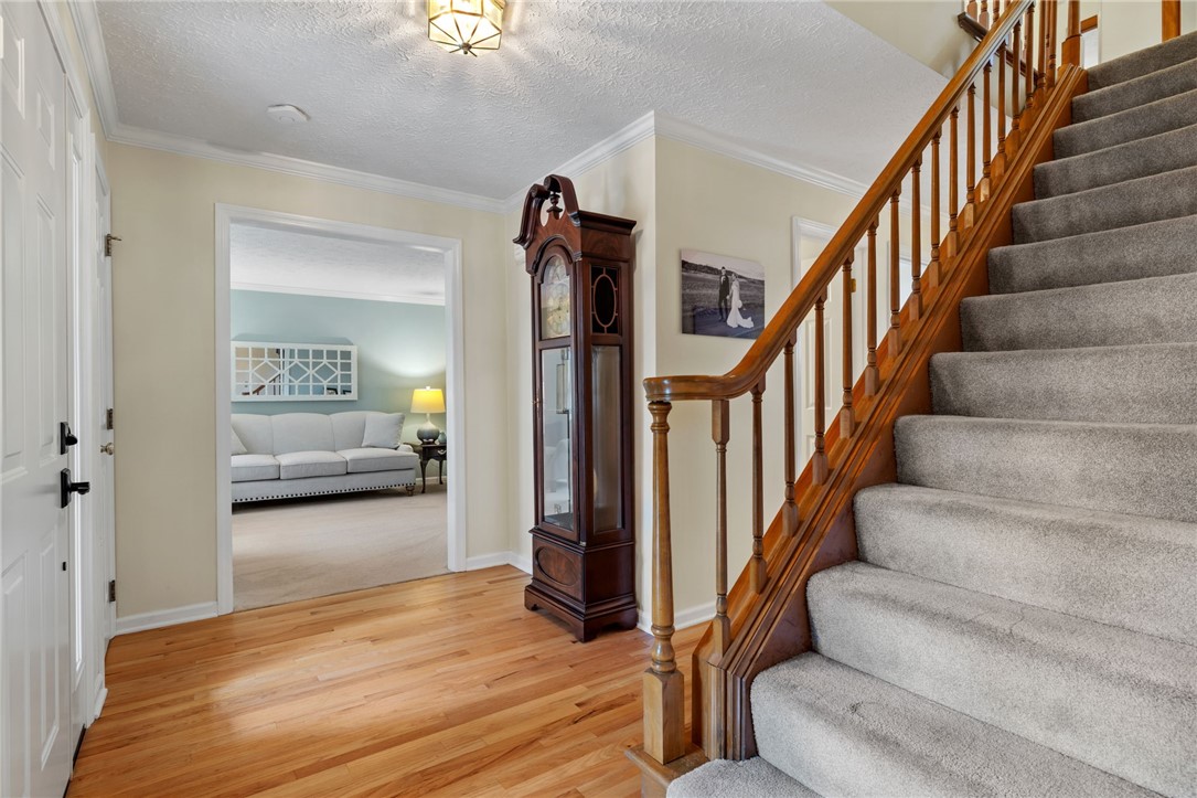 306 Hillcrest Drive